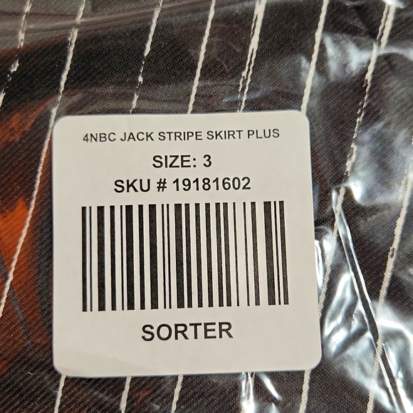 ❤️NWT VINTAGE HOT TOPIC NIGHTMARE BEFORE CHRISTMAS SKIRT - JACK SKELLINGTON - Picture 7 of 9